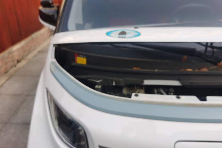 Used Wuling NAMMIEV 2021 Playful Model – High-Power Version Engine Bay Right