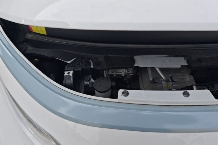 Used Wuling NAMMIEV 2021 Playful Model – High-Power Version Engine Bay Right