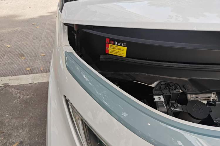 Used Wuling NAMMIEV 2021 Passion Edition Engine Bay Right