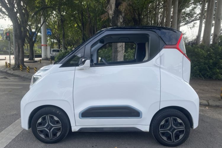 Used Wuling NAMMIEV 2021 Playful Model – High-Power Version Exterior 1