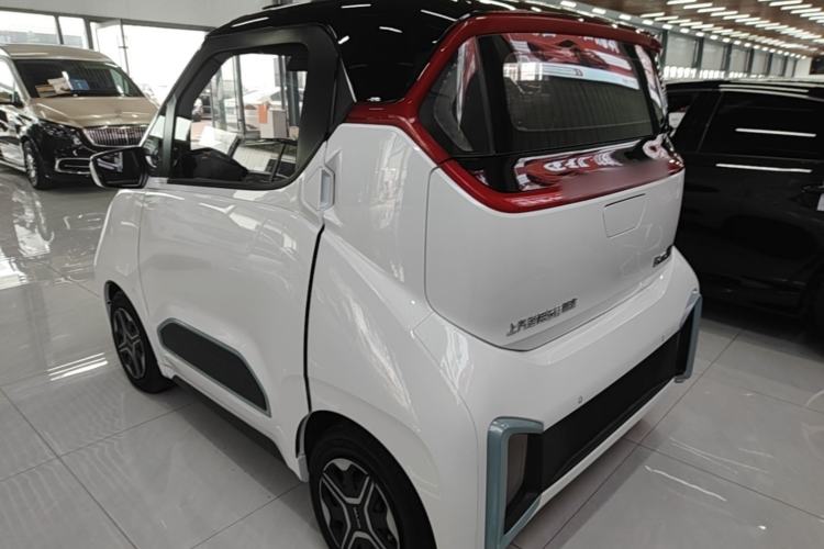 Used Wuling NAMMIEV 2021 Playful Model – High-Power Version Exterior 2