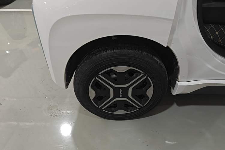 Used Wuling NAMMIEV 2021 Passion Edition Exterior 5