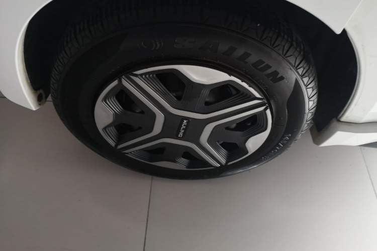 Used Wuling NAMMIEV 2021 Playful Model – High-Power Version Exterior 5