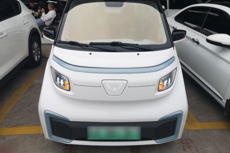 Used Wuling NAMMIEV 2021 Playful Model – High-Power Version Front