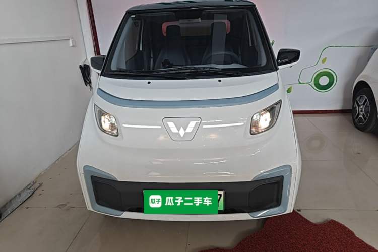 Used Wuling NAMMIEV 2021 Playful Model – High-Power Version Front