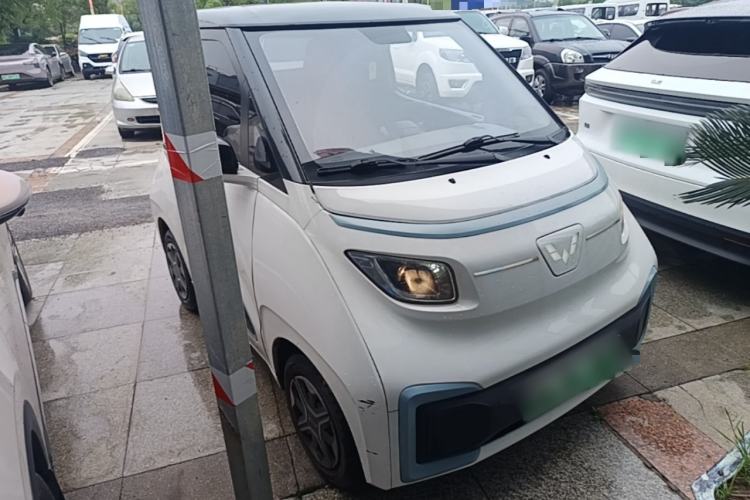 Used Wuling NAMMIEV 2021 Disney Zootopia Nick Edition Front Right 45 Deg