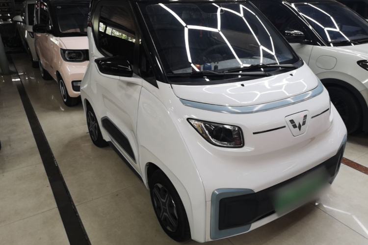 Used Wuling NAMMIEV 2021 - Play Edition Front Right 45 Deg