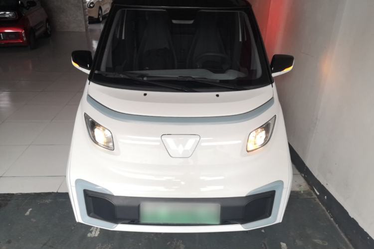 Used Wuling NAMMIEV 2021 Playful Model – High-Power Version Front