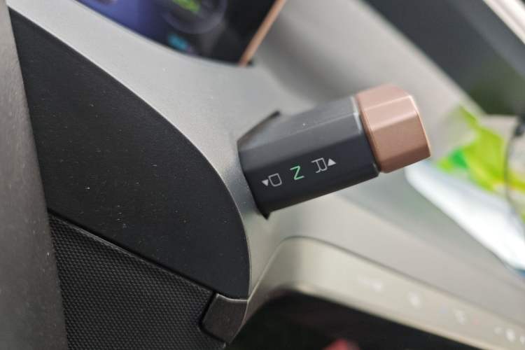 Used Wuling NAMMIEV 2021 Playful Model – High-Power Version Gear Lever