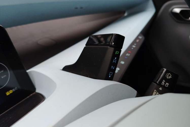 Used Wuling NAMMIEV 2021 Passion Edition Gear Lever