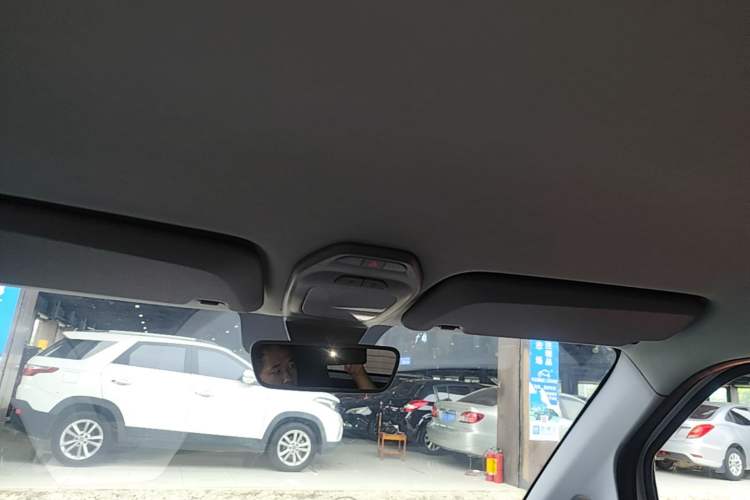 Used Wuling NAMMIEV 2021 - Play Edition Headliner