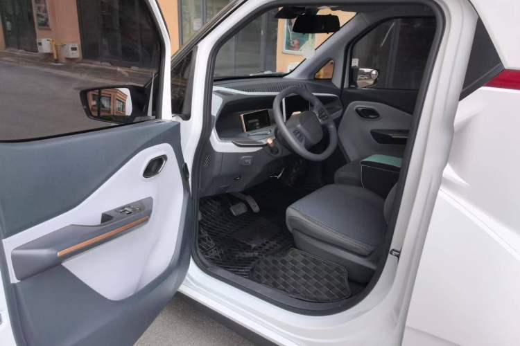 Used Wuling NAMMIEV 2021 - Play Edition Interior 1