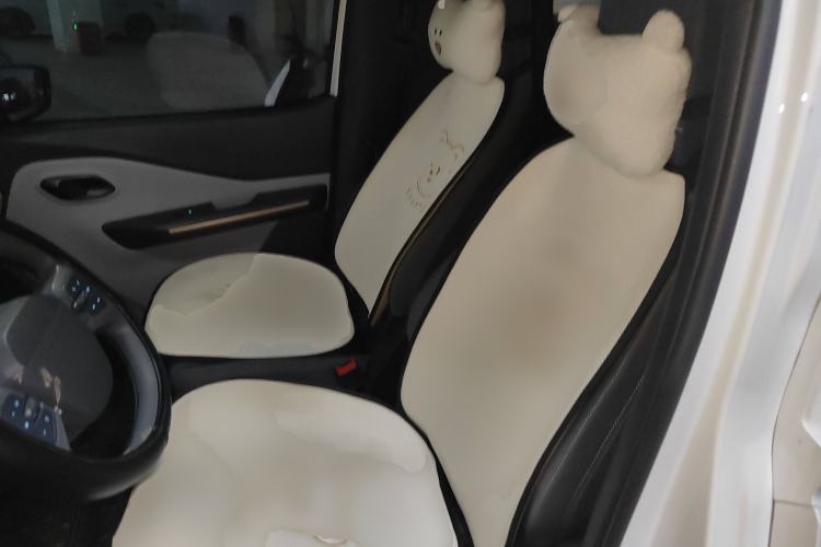 Used Wuling NAMMIEV 2021 Playful Model – High-Power Version Interior 4