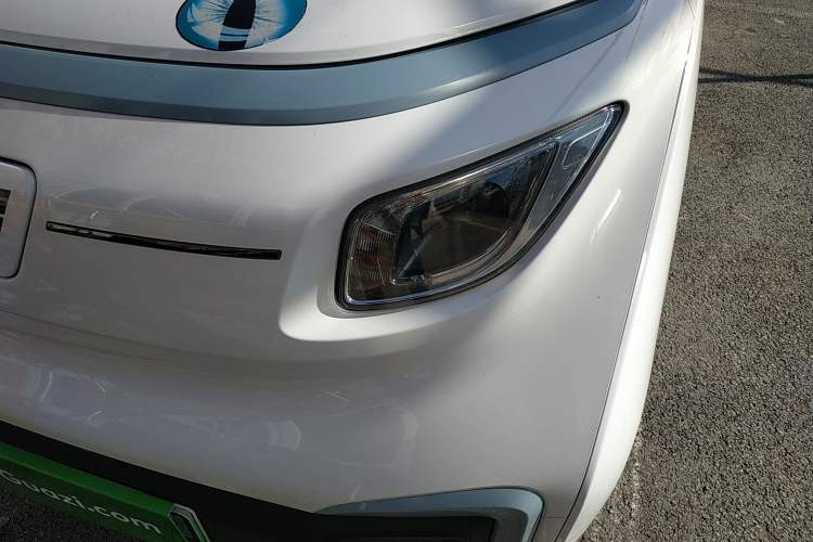 Used Wuling NAMMIEV 2021 Playful Model – High-Power Version Left Front Headlight