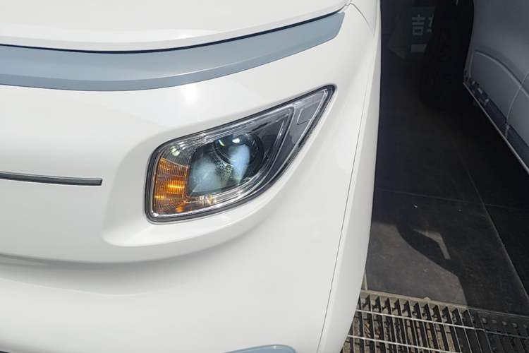 Used Wuling NAMMIEV 2021 - Play Edition Left Front Headlight