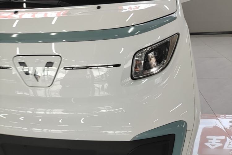 Used Wuling NAMMIEV 2021 Playful Model – High-Power Version Left Front Headlight