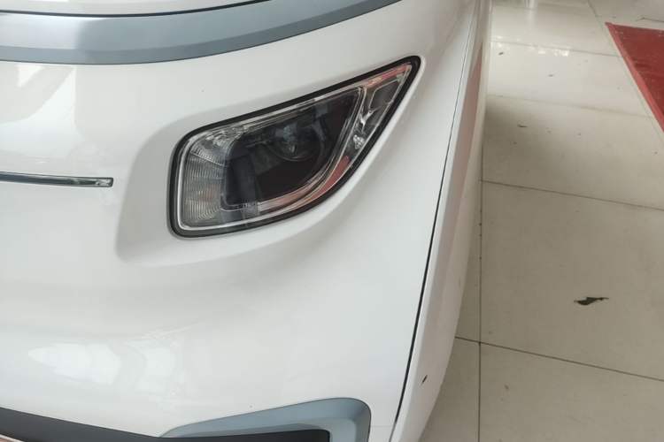 Used Wuling NAMMIEV 2021 Playful Model – High-Power Version Left Front Headlight