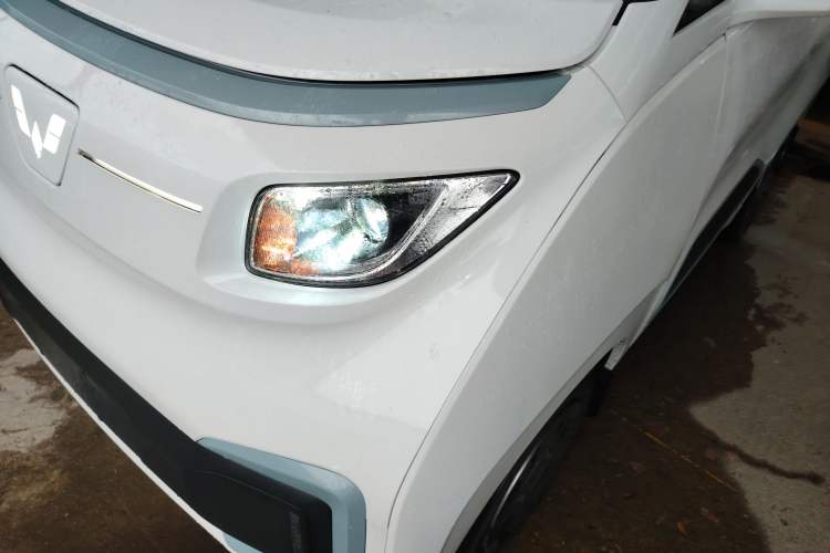 Used Wuling NAMMIEV 2021 - Play Edition Left Front Headlight
