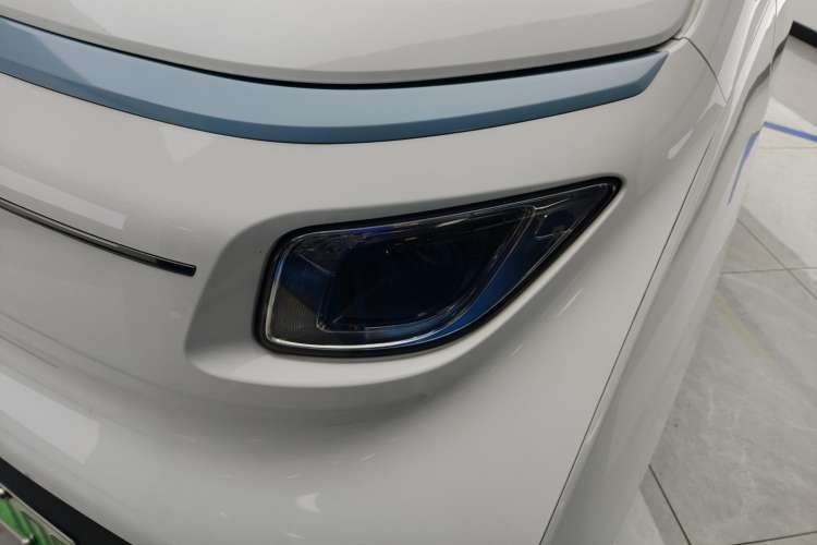 Used Wuling NAMMIEV 2021 Playful Model – High-Power Version Left Front Headlight