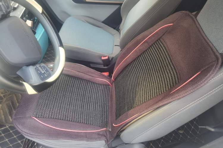 Used Wuling NAMMIEV 2021 - Play Edition Left Front Seat