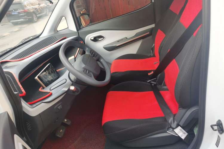 Used Wuling NAMMIEV 2021 Playful Model – High-Power Version Left Front Seat