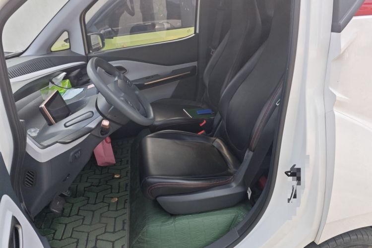 Used Wuling NAMMIEV 2021 Playful Model – High-Power Version Left Front Seat