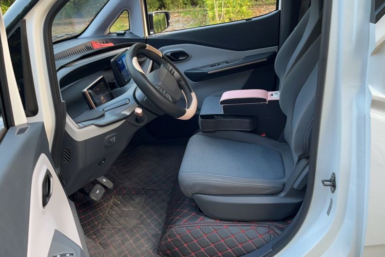 Used Wuling NAMMIEV 2021 Playful Model – High-Power Version Left Front Seat
