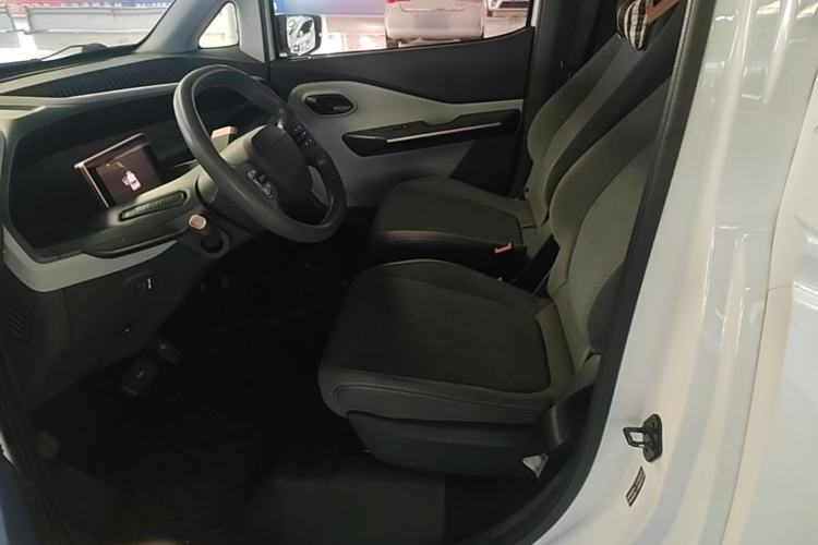 Used Wuling NAMMIEV 2021 - Play Edition Left Front Seat