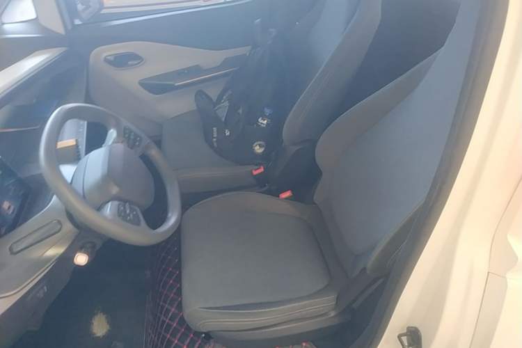 Used Wuling NAMMIEV 2021 - Play Edition Left Front Seat