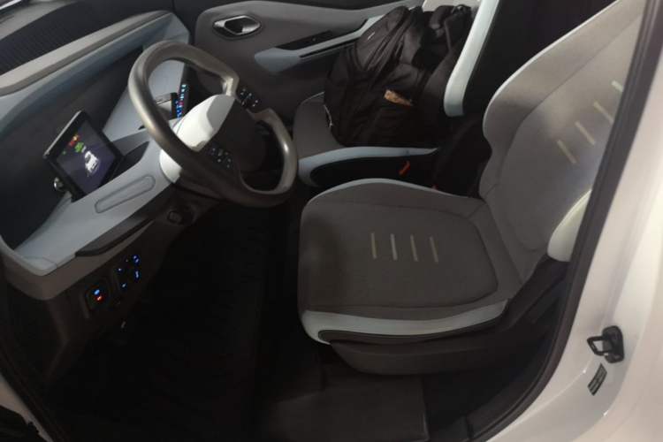 Used Wuling NAMMIEV 2021 Passion Edition Left Front Seat