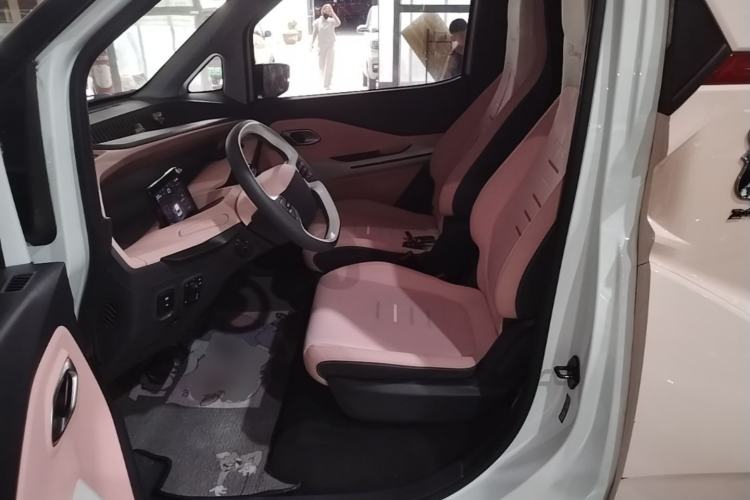 Used Wuling NAMMIEV 2021 Disney Zootopia – Judy Edition Left Front Seat