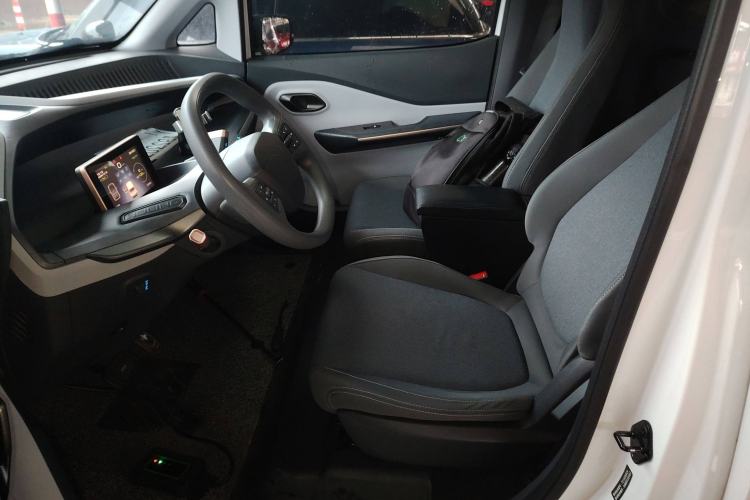 Used Wuling NAMMIEV 2021 - Play Edition Left Front Seat