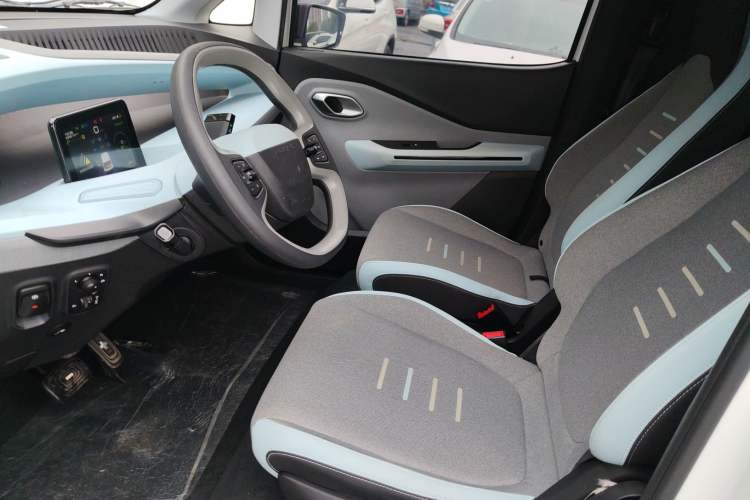 Used Wuling NAMMIEV 2021 Passion Edition Left Front Seat