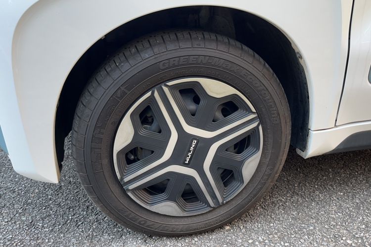 Used Wuling NAMMIEV 2021 Playful Model – High-Power Version Left Front Wheel Hub