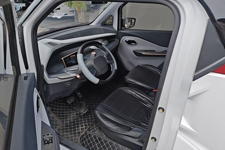 Used Wuling NAMMIEV 2021 - Play Edition Left Rear Seat