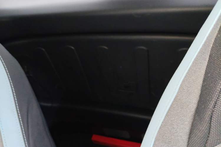 Used Wuling NAMMIEV 2021 Passion Edition Left Rear Seat