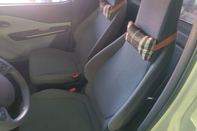 Used Wuling NAMMIEV 2021 - Play Edition Left Rear Seat