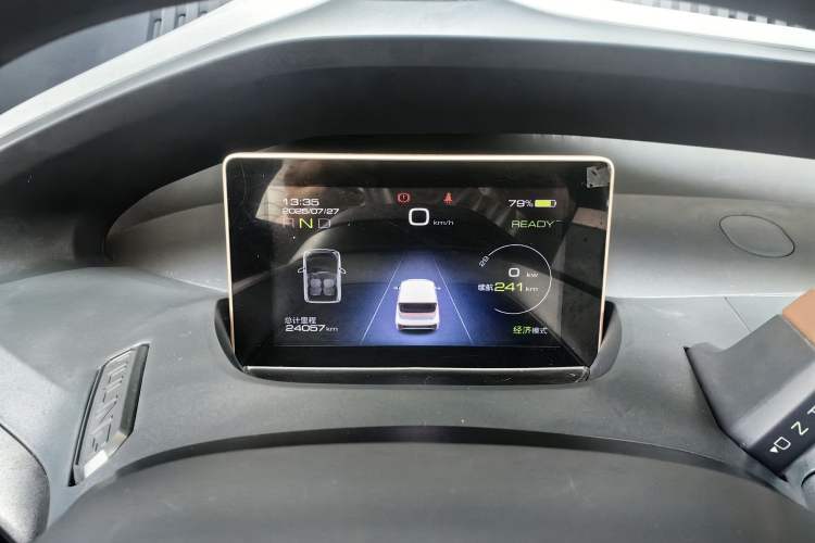 Used Wuling NAMMIEV 2021 Playful Model – High-Power Version Odometer Close Up