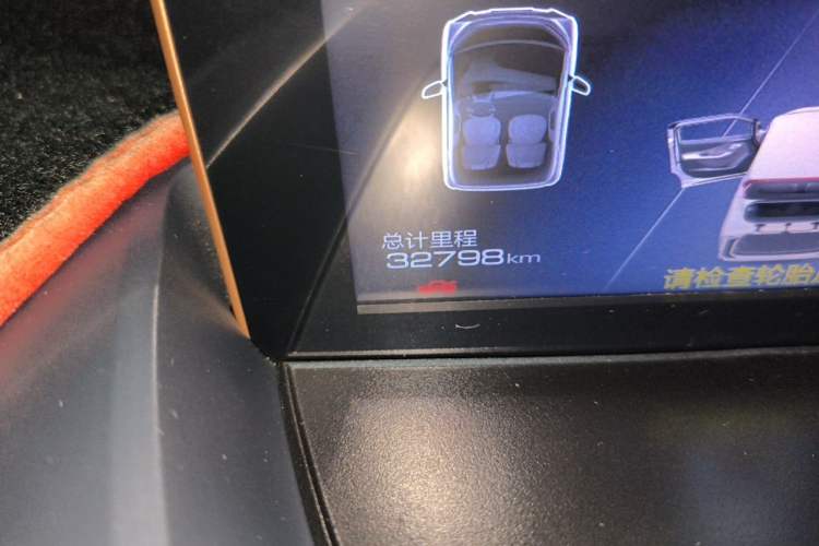 Used Wuling NAMMIEV 2021 - Play Edition Odometer Close Up