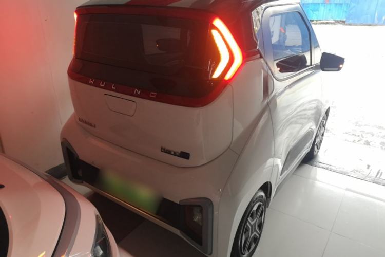Used Wuling NAMMIEV 2021 Playful Model – High-Power Version Rear