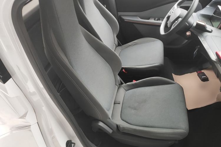 Used Wuling NAMMIEV 2021 - Play Edition Right Front Seat