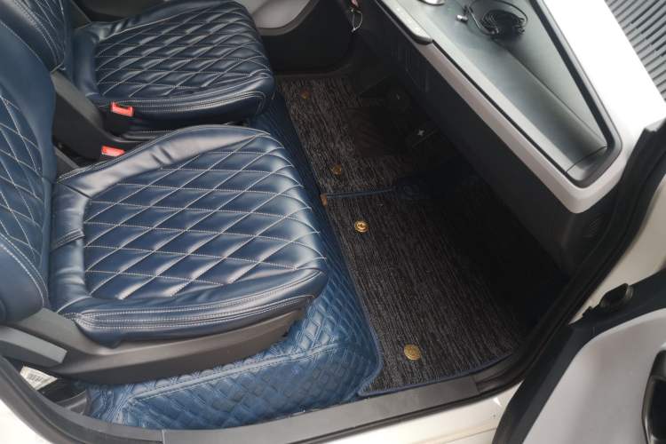 Used Wuling NAMMIEV 2021 Playful Model – High-Power Version Right Front Seat
