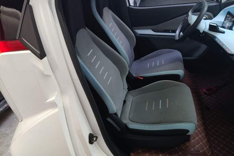 Used Wuling NAMMIEV 2021 Passion Edition Right Front Seat