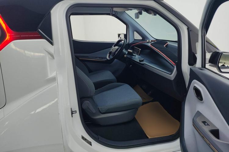 Used Wuling NAMMIEV 2021 - Play Edition Right Front Seat