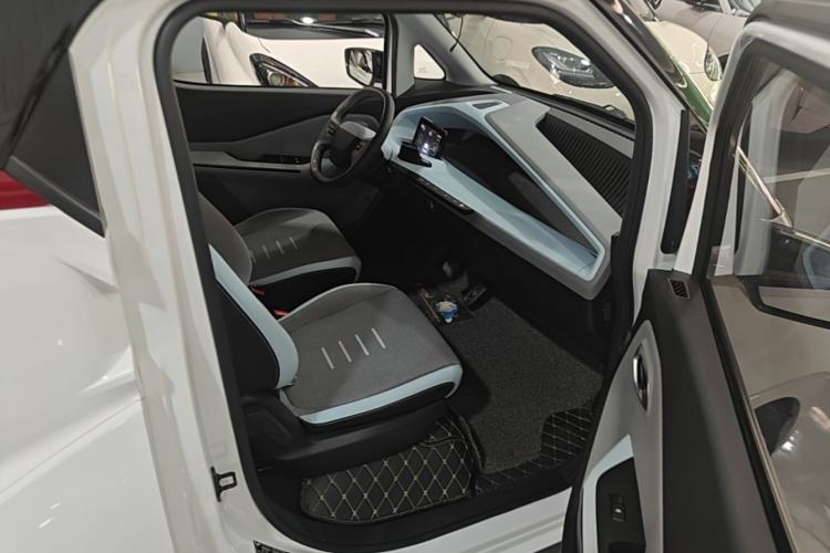 Used Wuling NAMMIEV 2021 Passion Edition Right Front Seat