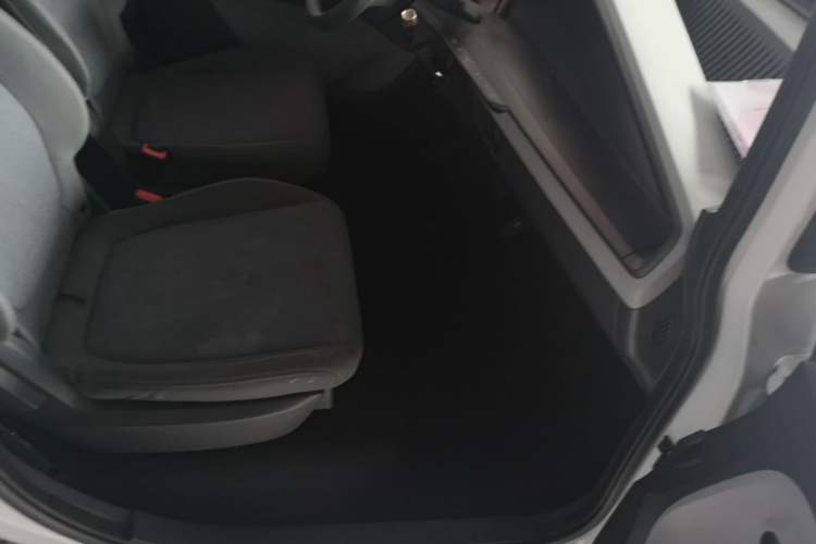 Used Wuling NAMMIEV 2021 Playful Model – High-Power Version Right Front Seat