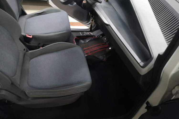 Used Wuling NAMMIEV 2021 - Play Edition Right Front Seat