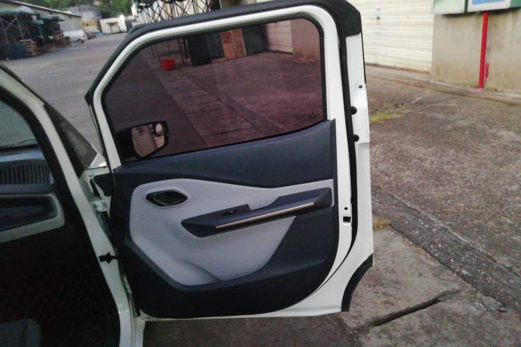 Used Wuling NAMMIEV 2021 - Play Edition Right Rear Door Interior
