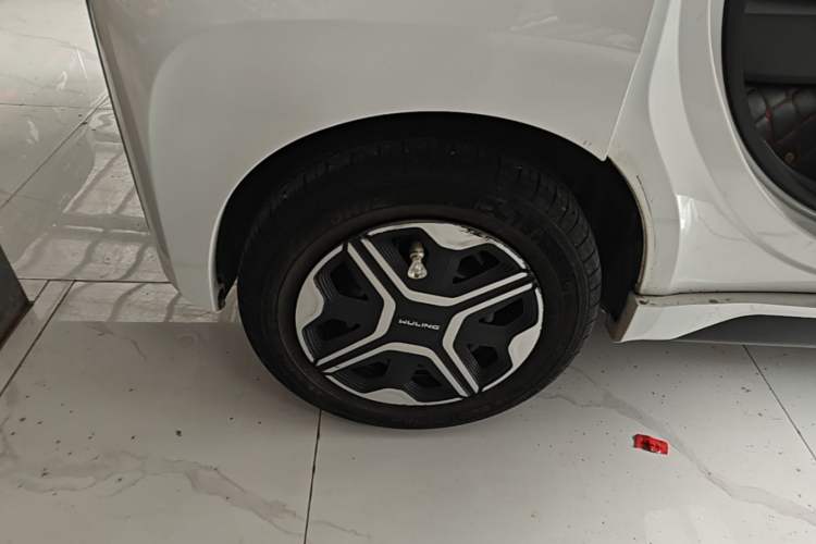 Used Wuling NAMMIEV 2021 - Play Edition Right Rear Wheel Hub