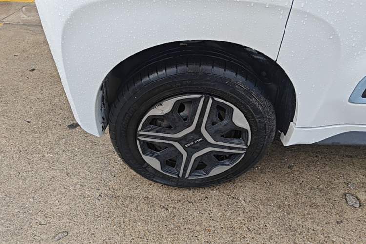 Used Wuling NAMMIEV 2021 Playful Model – High-Power Version Right Rear Wheel Hub